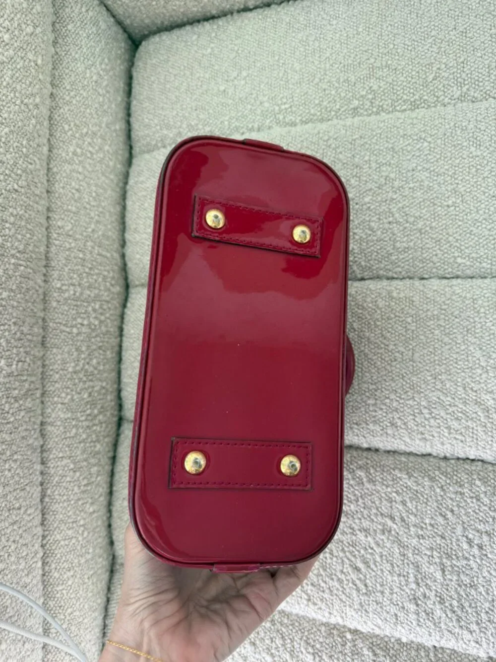 LOUIS VUITTON Alma BB Handbag - Picture 4 of 8